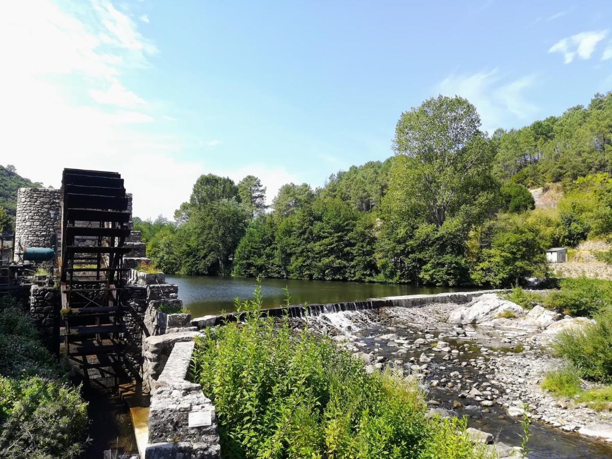La Frigoule, Un Gite Au Coeur Du Parc Des Cevennes Generargues Buitenkant foto