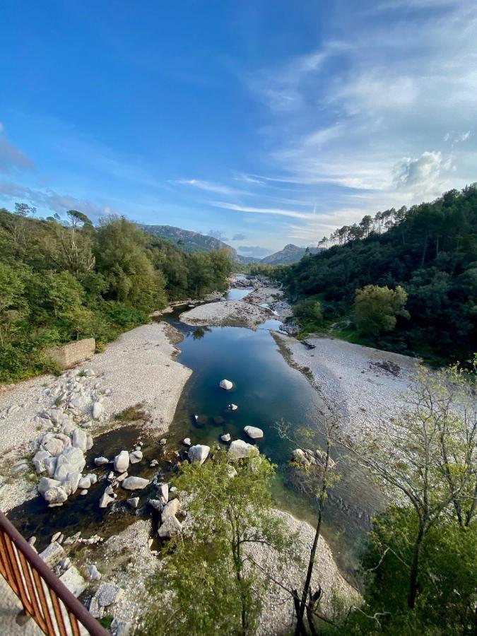 La Frigoule, Un Gite Au Coeur Du Parc Des Cevennes Generargues Buitenkant foto