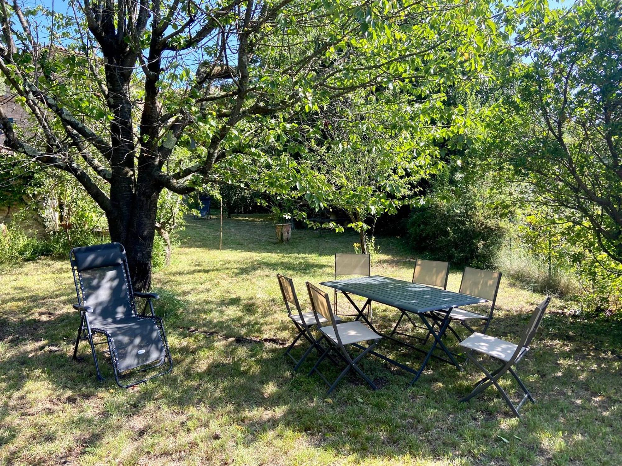 La Frigoule, Un Gite Au Coeur Du Parc Des Cevennes Generargues Buitenkant foto