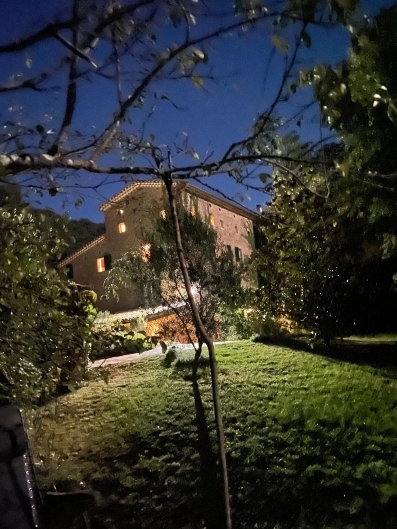 La Frigoule, Un Gite Au Coeur Du Parc Des Cevennes Generargues Buitenkant foto